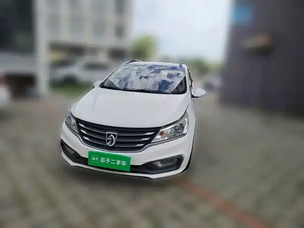 Baojun 310 2016