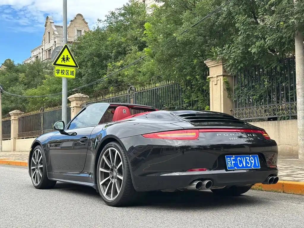 Porsche 911 2014 — фото 14