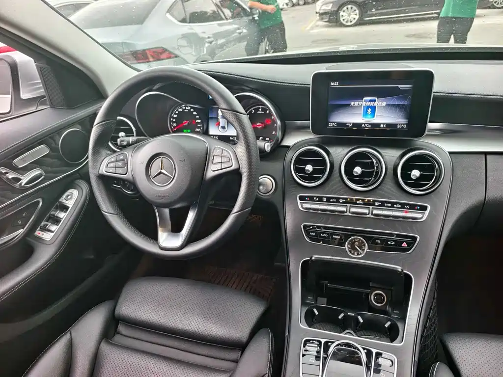 Mercedes-Benz C-Class 2018 — фото 14