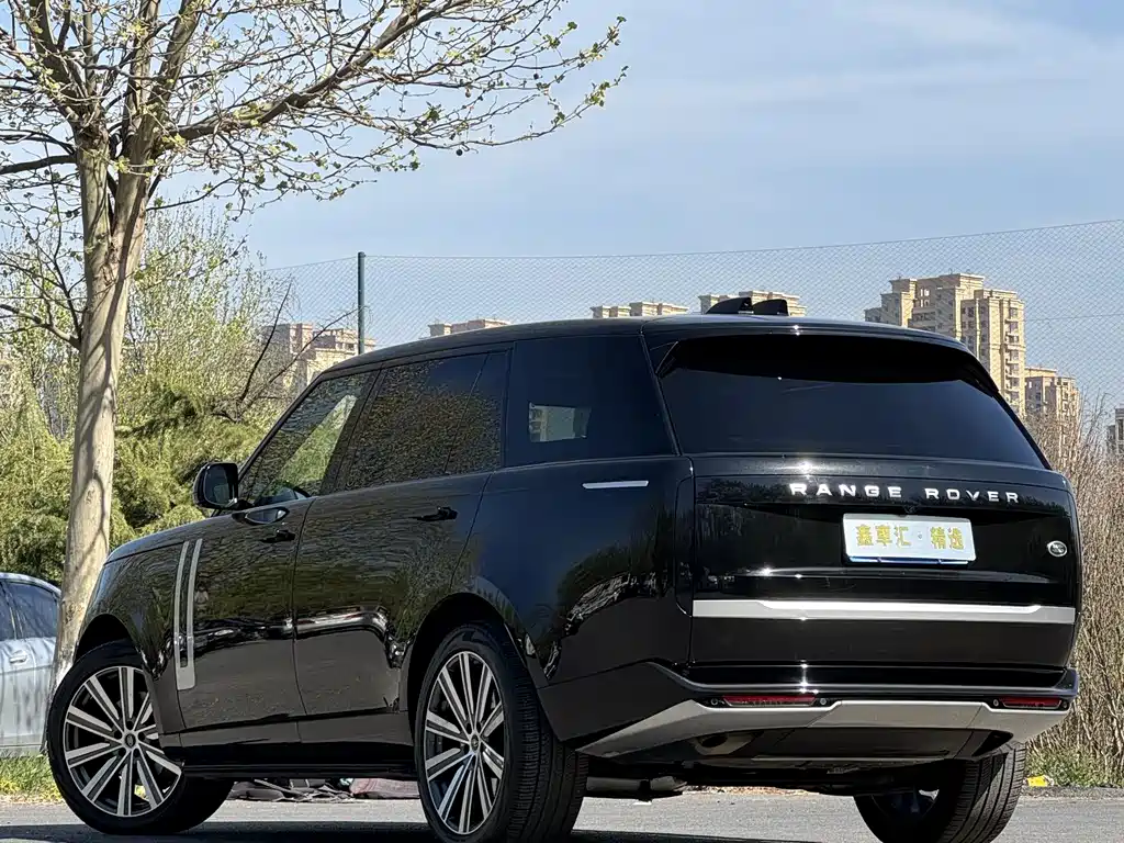 Land Rover Range Rover 2024 — фото 11