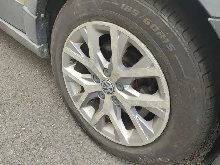 Volkswagen Polo 2015