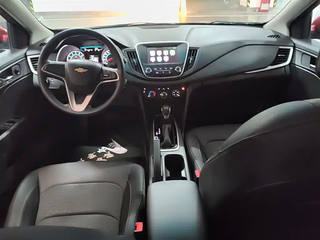Chevrolet Cavalier 2018 — фото 10