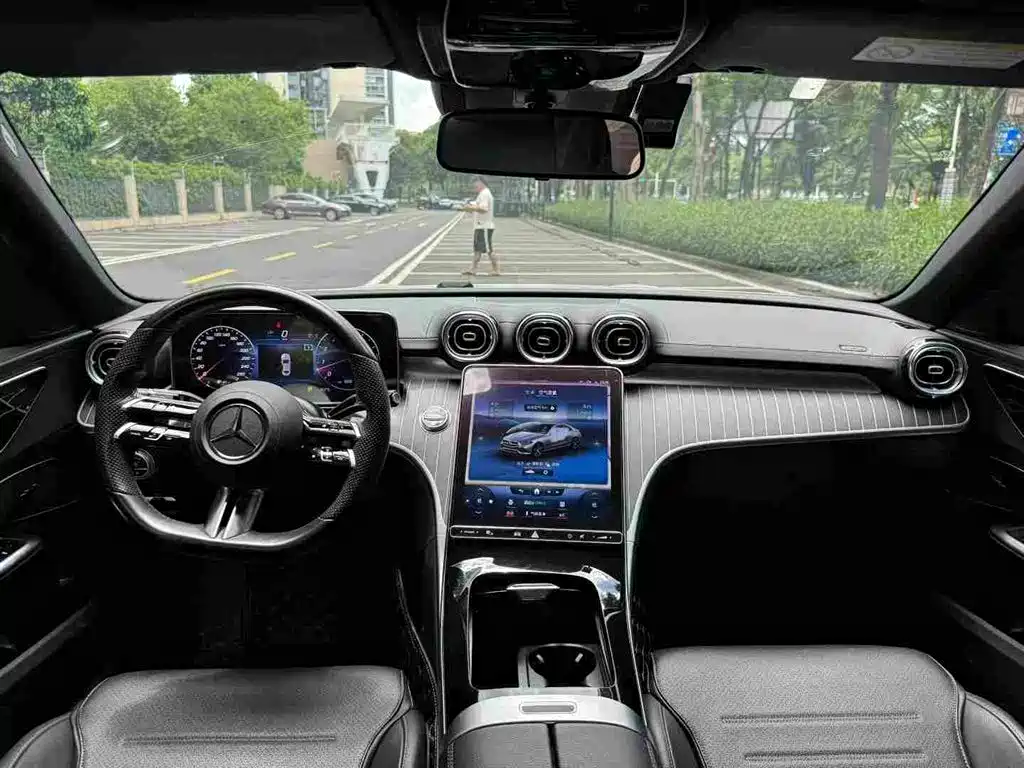 Mercedes-Benz C-Class 2022