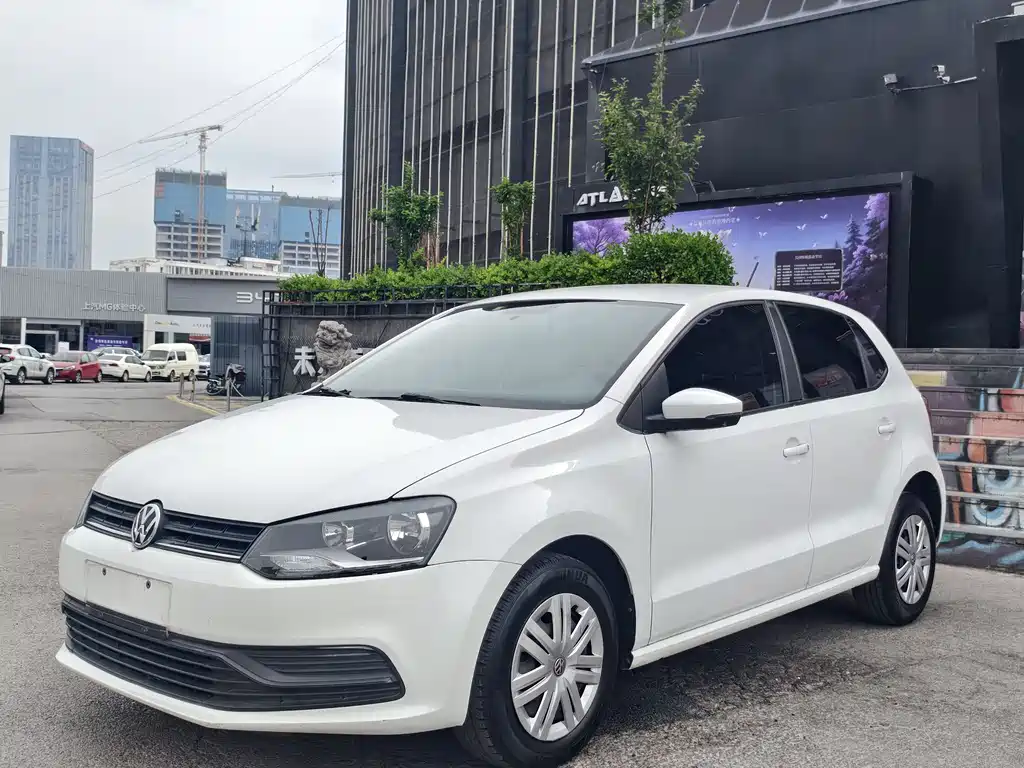 Volkswagen Polo 2018 — фото 1