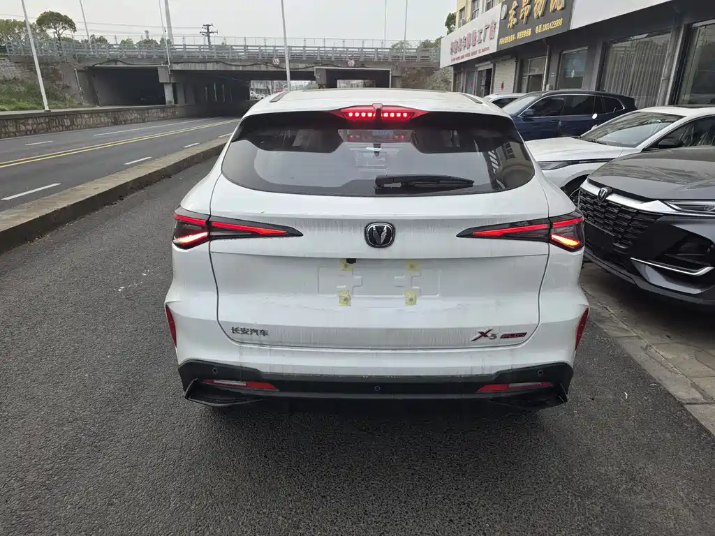 Changan X5 PLUS — фото 16
