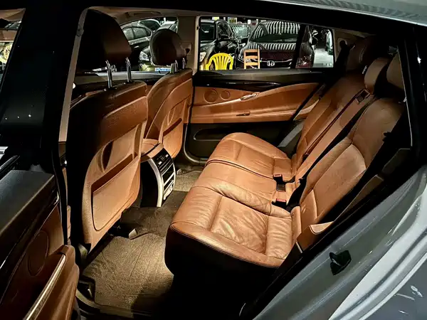 BMW 5 Series GT 2017