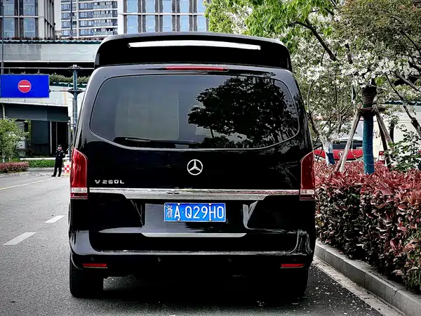 Mercedes-Benz V-Class 2017