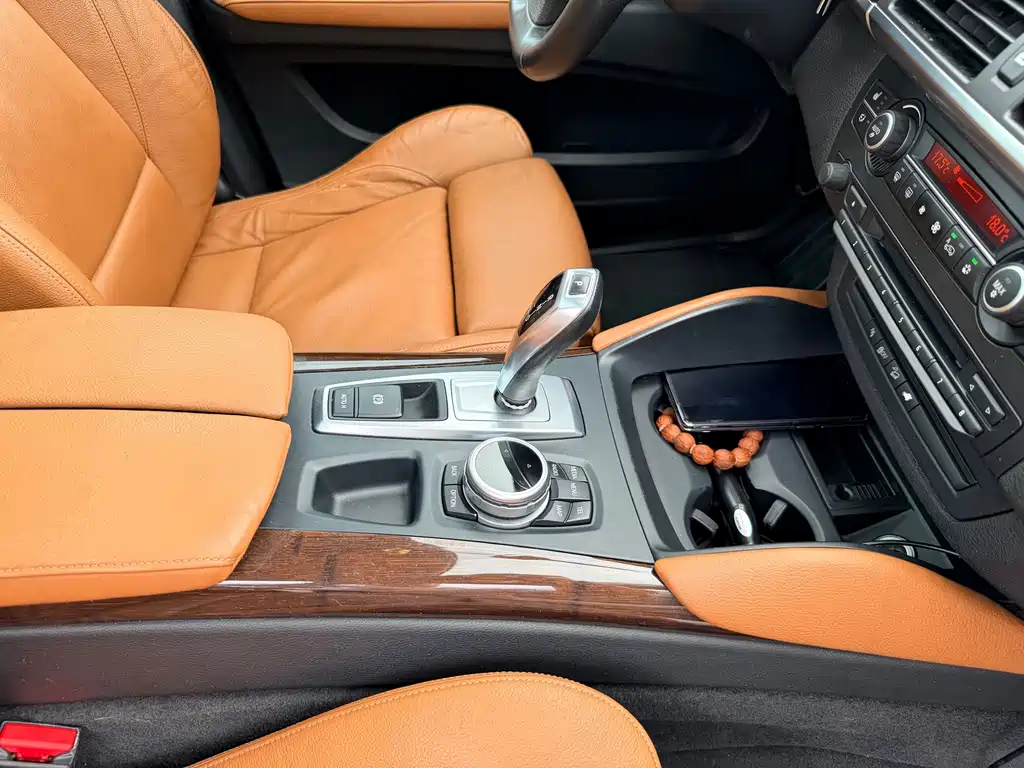 BMW X6 2014 — фото 25