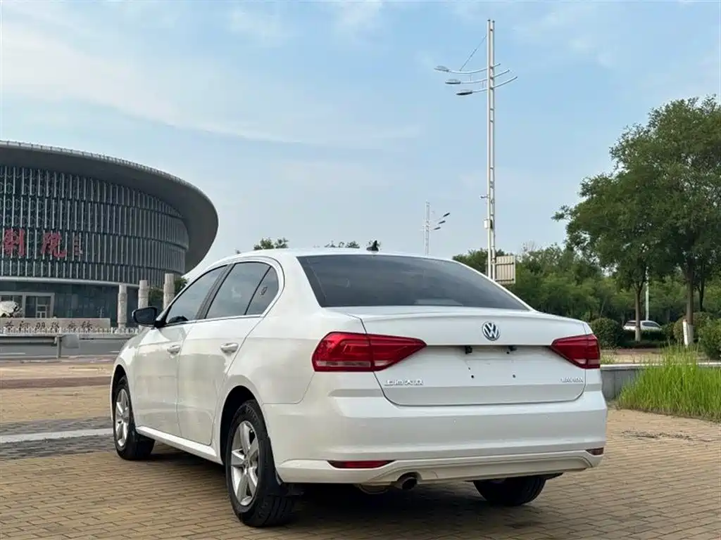 Volkswagen Lavida 2016