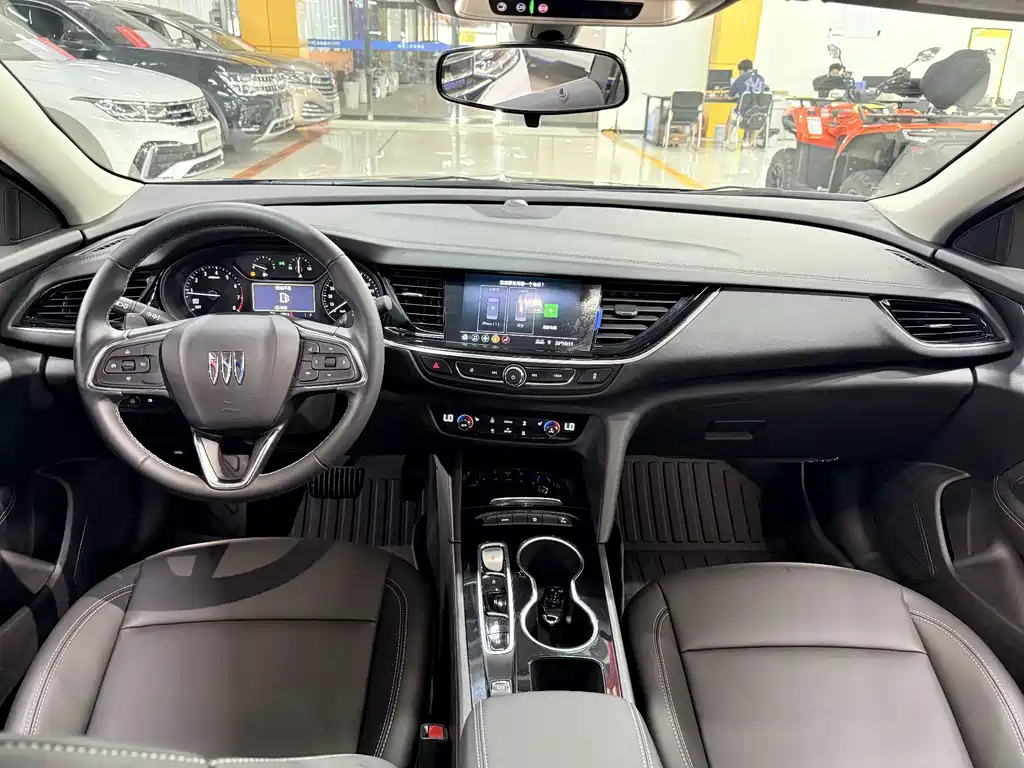 Buick Regal 2025 — фото 12