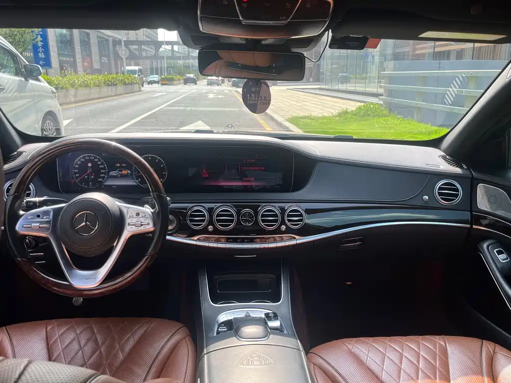 Mercedes-Benz Maybach S-Class 2020 — фото 17