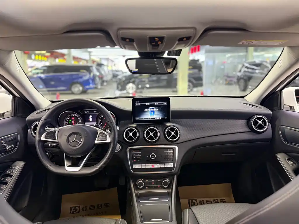 Mercedes-Benz GLA 2019 — фото 9
