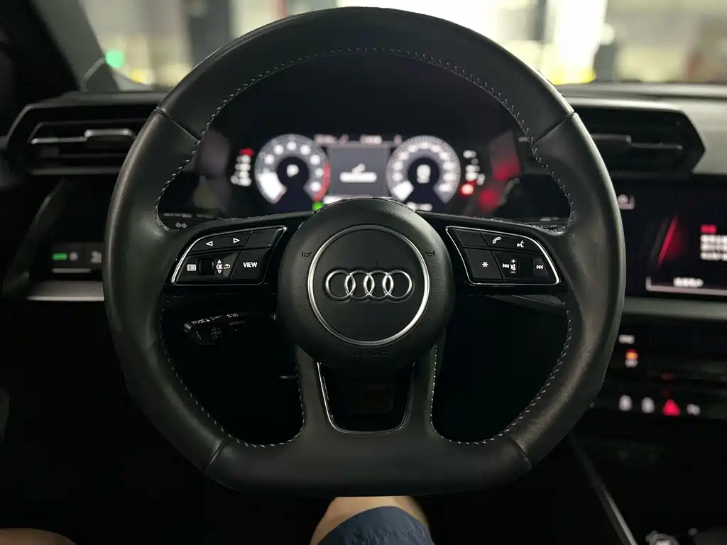 Audi A3 2022 — фото 10