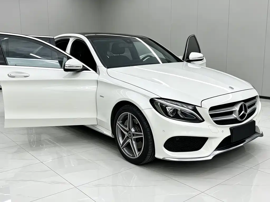 Mercedes-Benz C-Class 2018