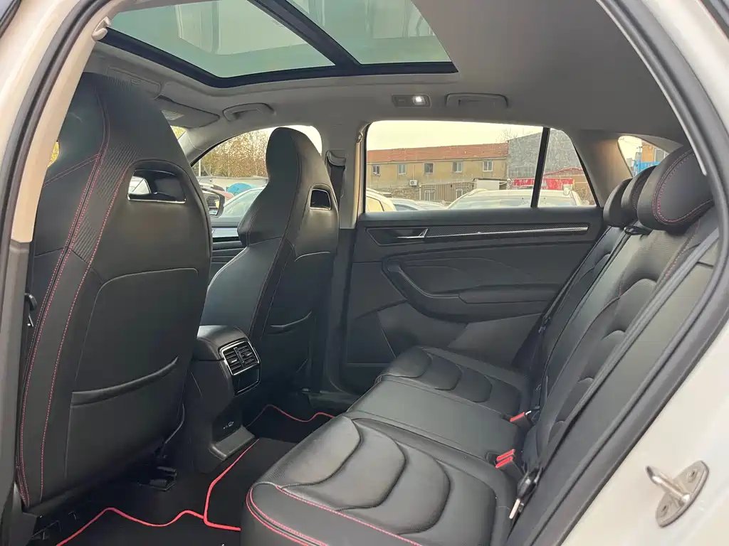 Skoda Kodiaq GT 2023 — фото 6