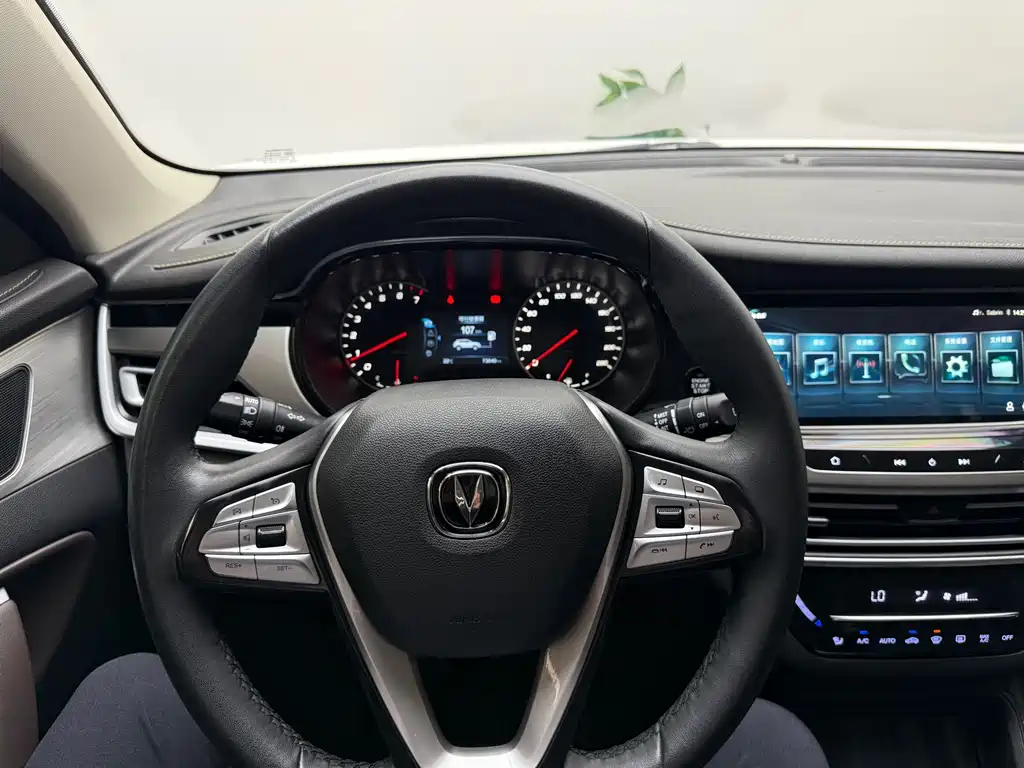 Changan CS35PLUS 2019 — фото 11