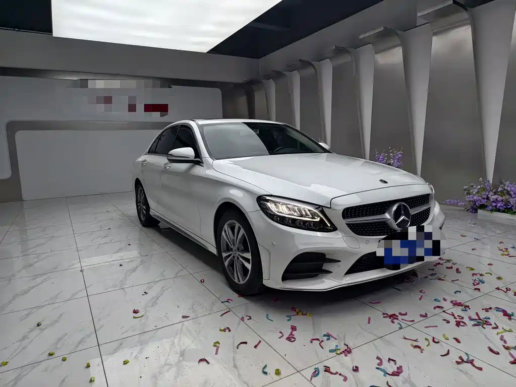 Mercedes-Benz C-Class 2020