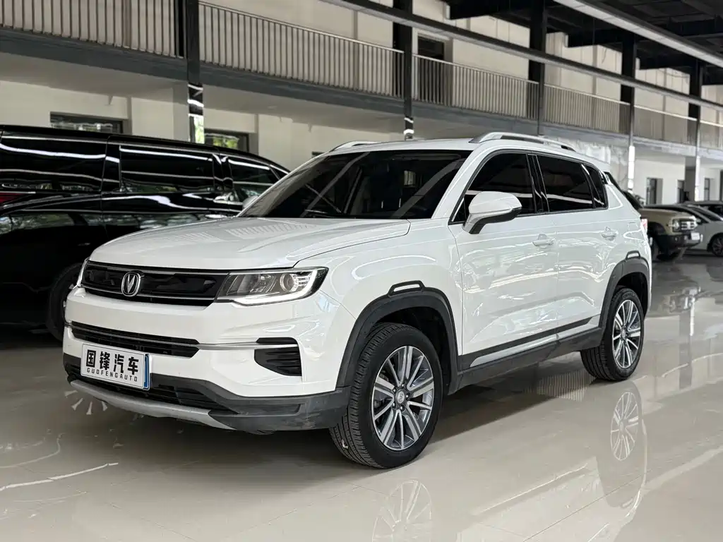 Changan CS35PLUS 2019 — фото 1