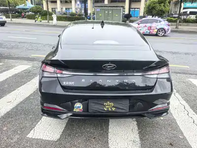 Hyundai Elantra 2021