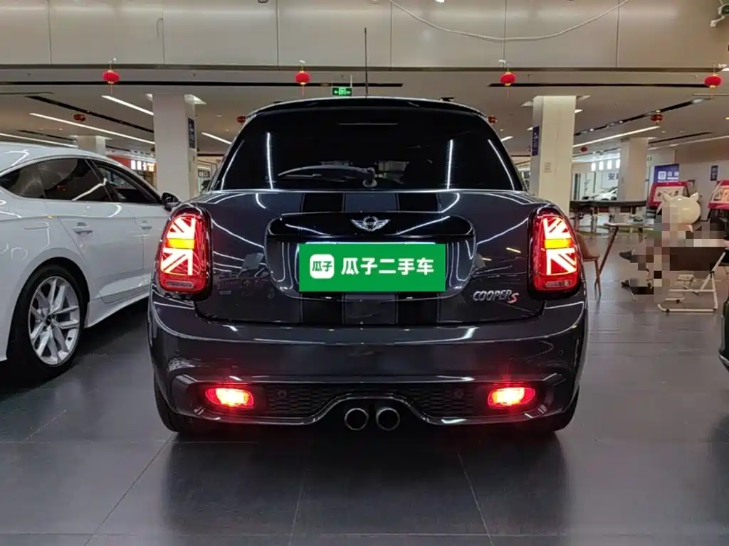 MINI MINI 2018