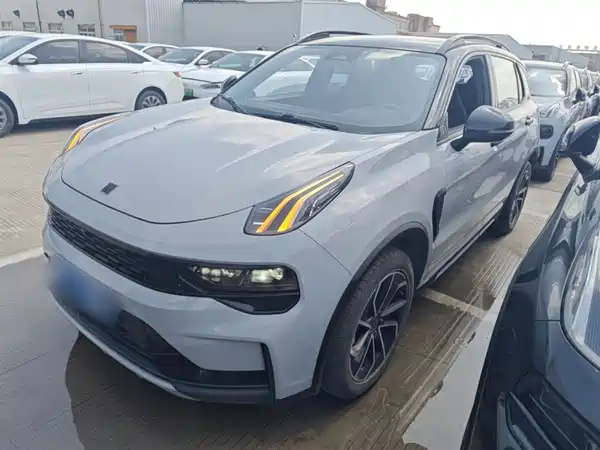 Lynk & Co 01 2023