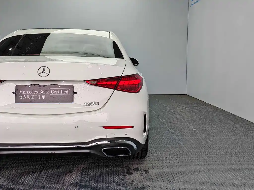 Mercedes-Benz C-Class 2024 — фото 19