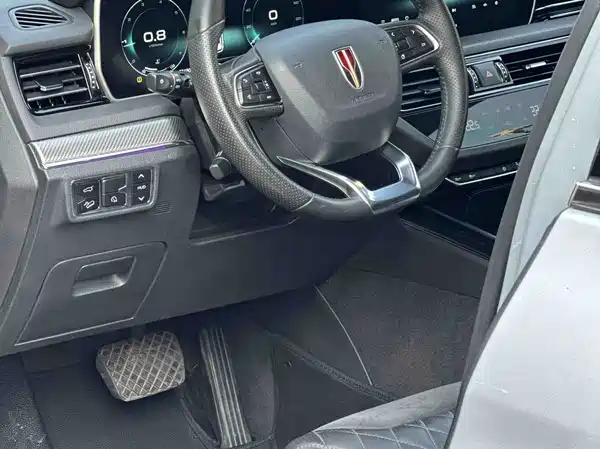 Hongqi HS5 2020