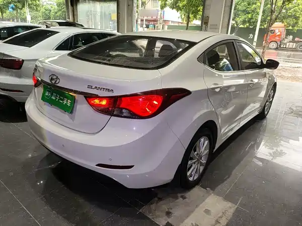 Hyundai Elantra Langdong 2017