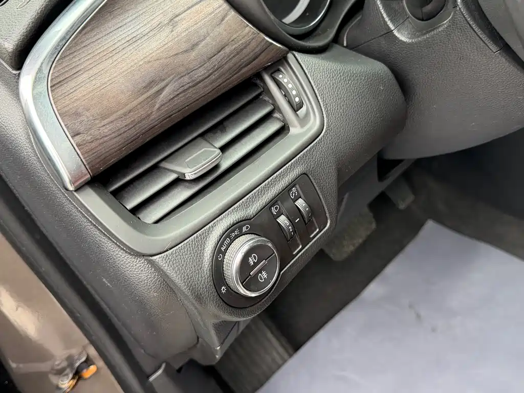 Buick Envision Plus 2016 — фото 7