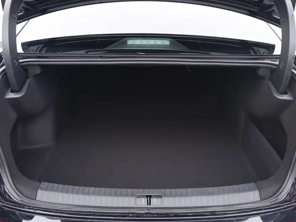 Volkswagen Passat 2023 — фото 20