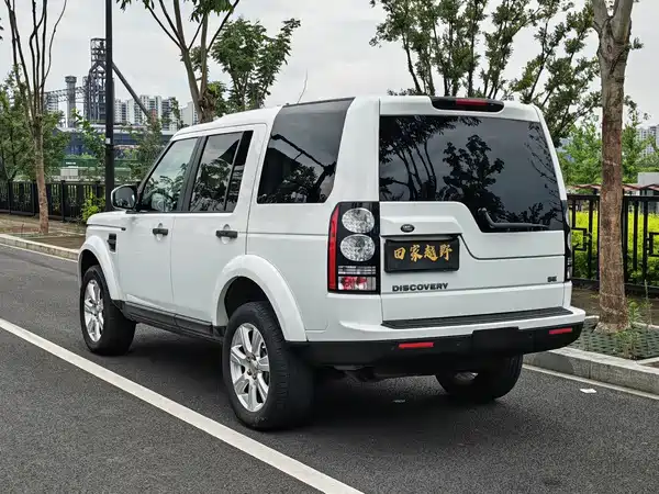 Land Rover Discovery 2015