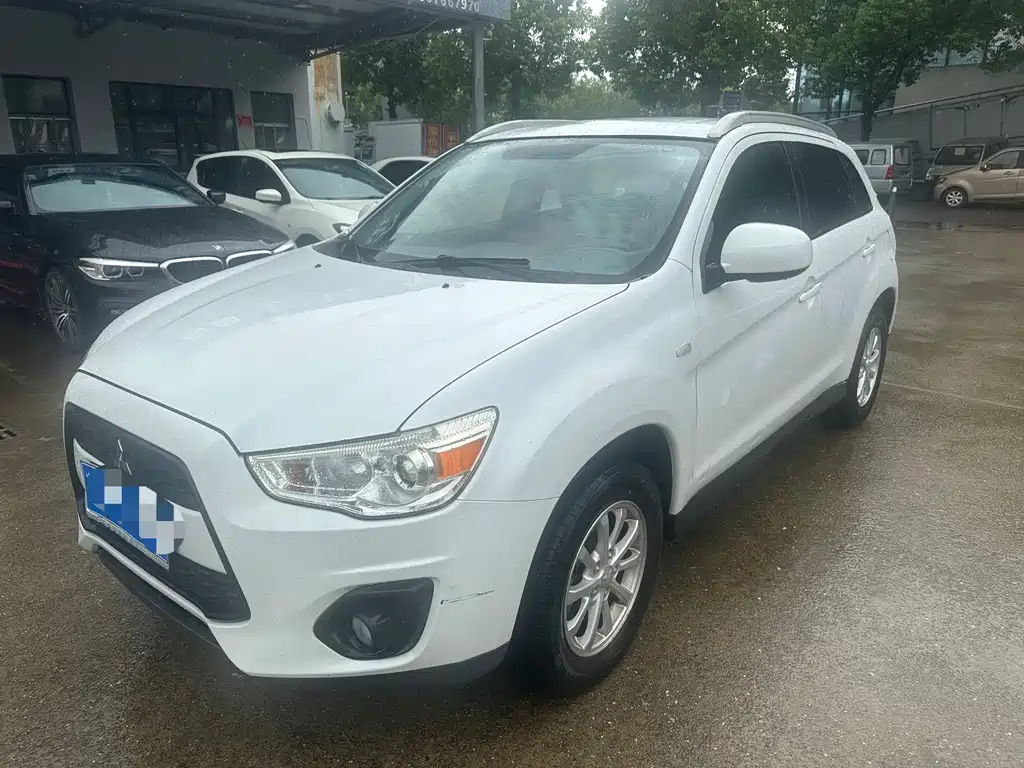 Mitsubishi Jinxuan ASX 2015 — фото 1