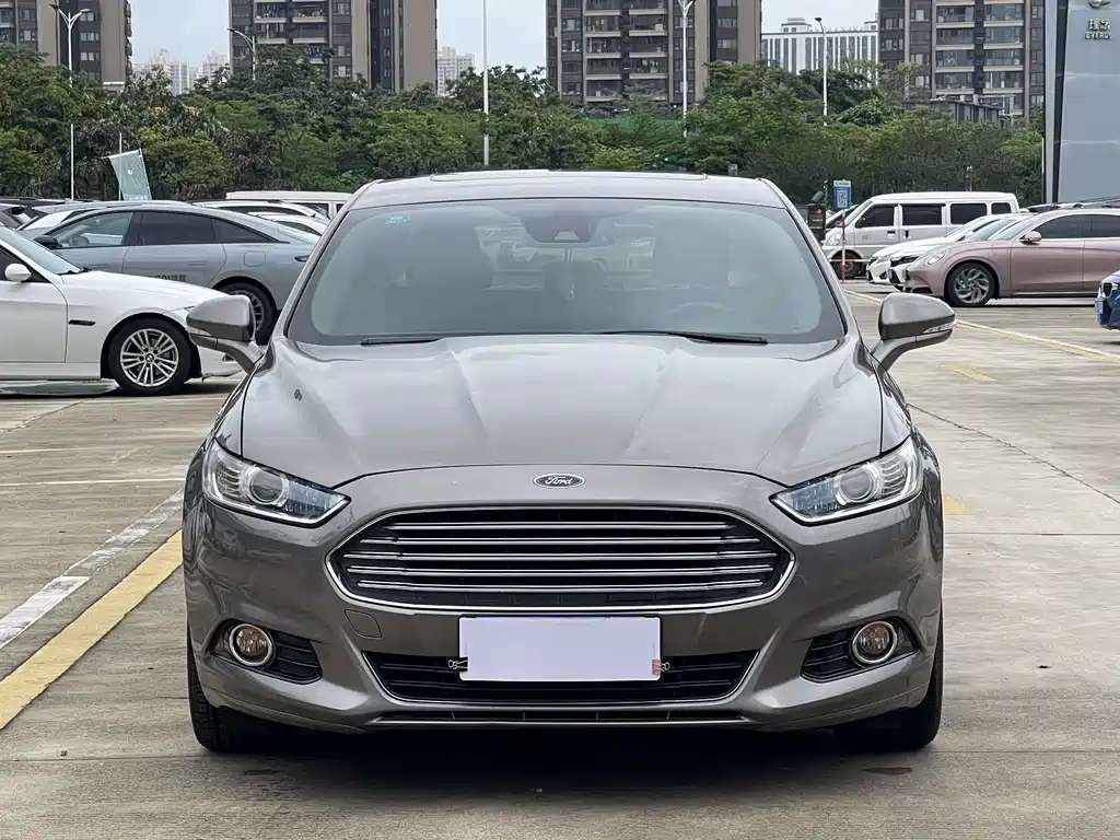 Ford Mondeo 2014 — фото 3