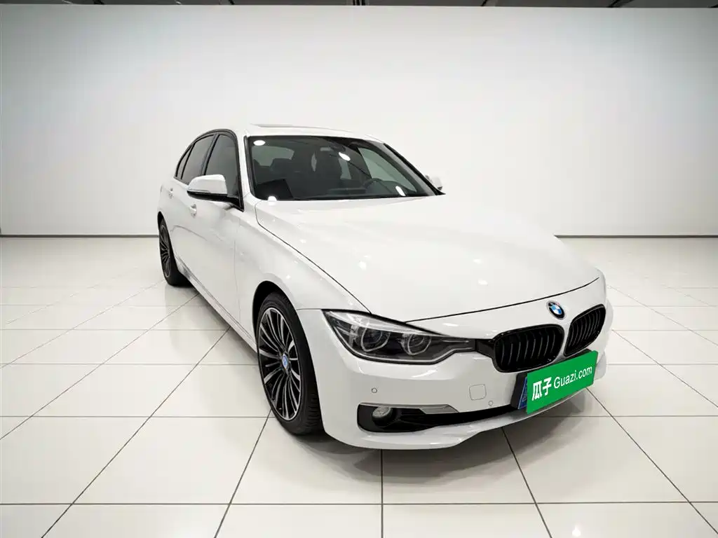 BMW 3 Series 2019 — фото 4