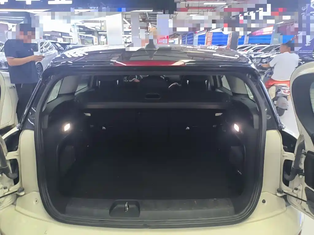 MINI Clubman 2016 — фото 19