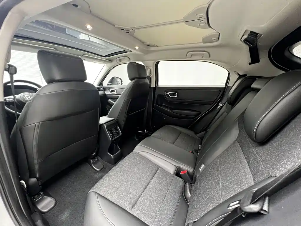 Honda Vezel 2023 — фото 15