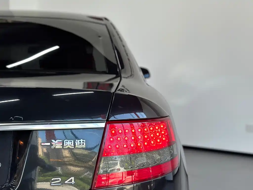 Audi A6L 2014 — фото 20