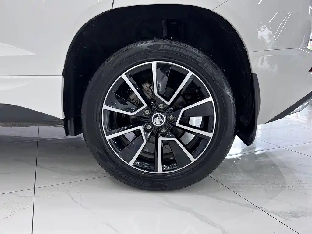 Skoda Karoq 2022 — фото 19