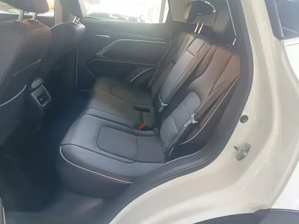 Haval H6 2023 — фото 17