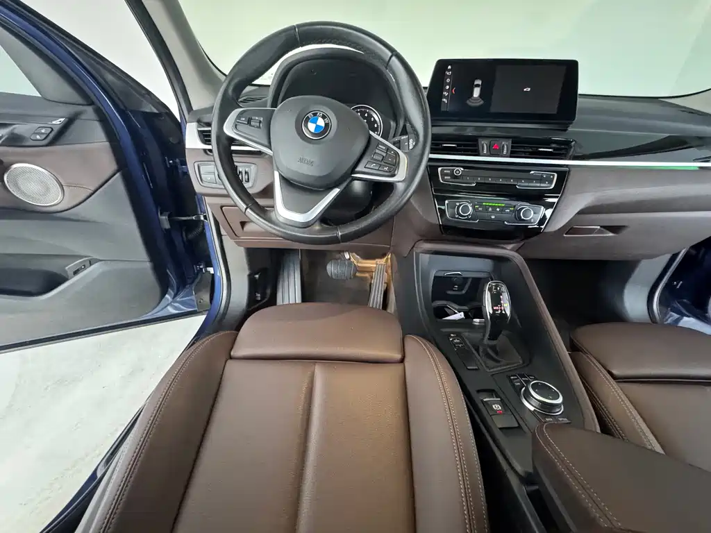 BMW X1 2022 — фото 17