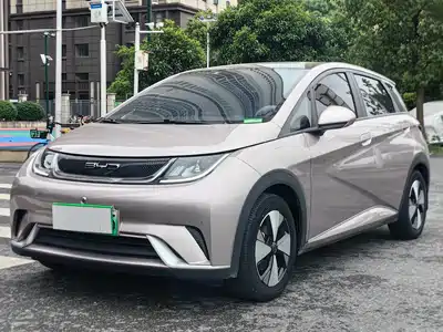 BYD Dolphin 2023