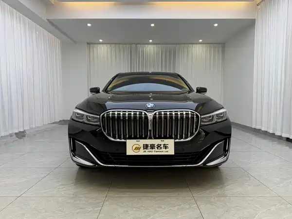 BMW 7 Series 2021