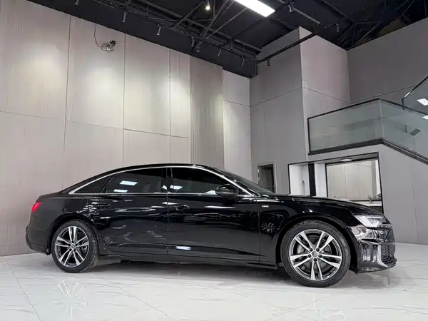 Audi A6L 2021