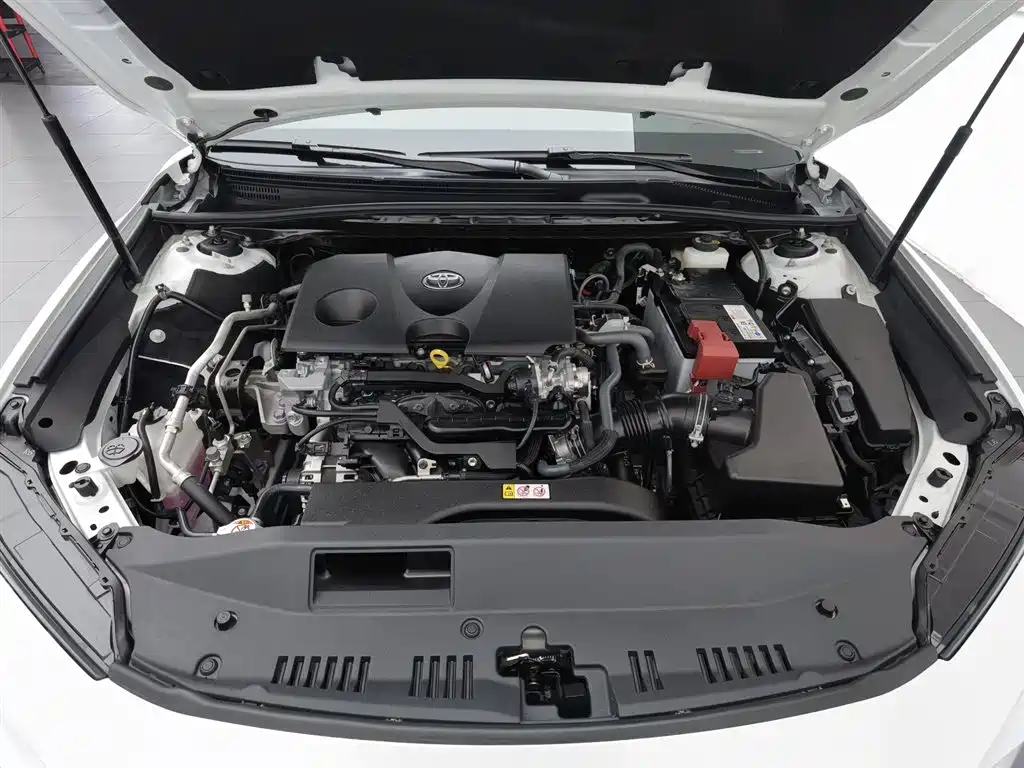 Toyota Camry 2025