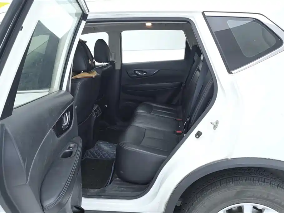 Nissan X-Trail 2017 — фото 11