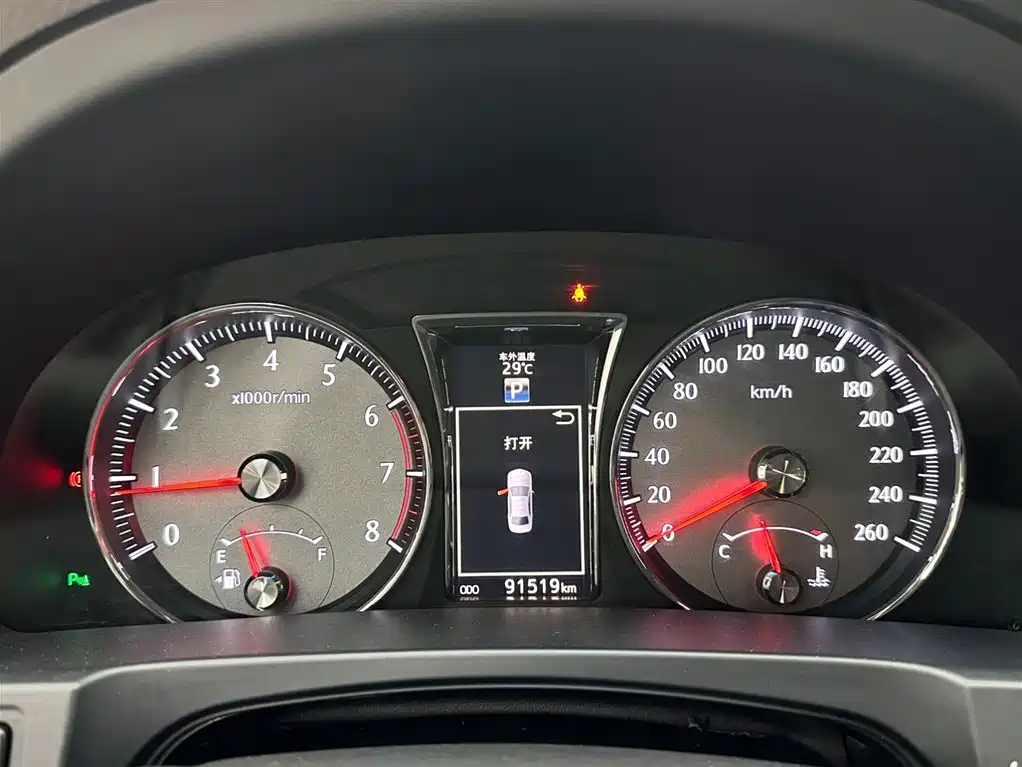 Toyota Crown 2017 — фото 14