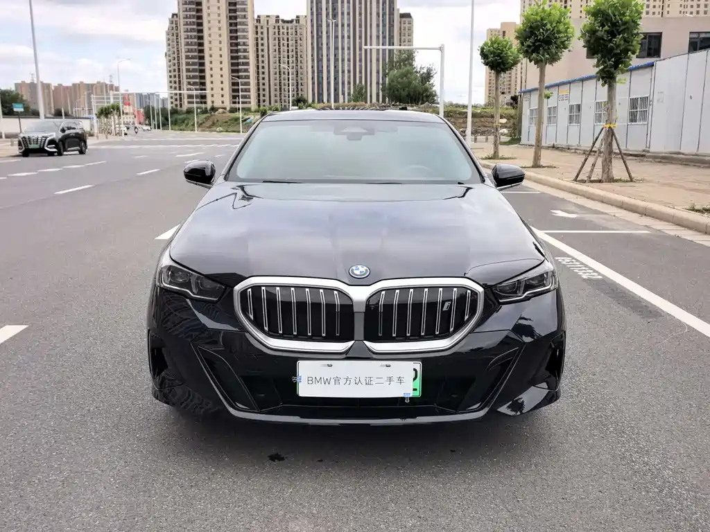 BMW i5 2026