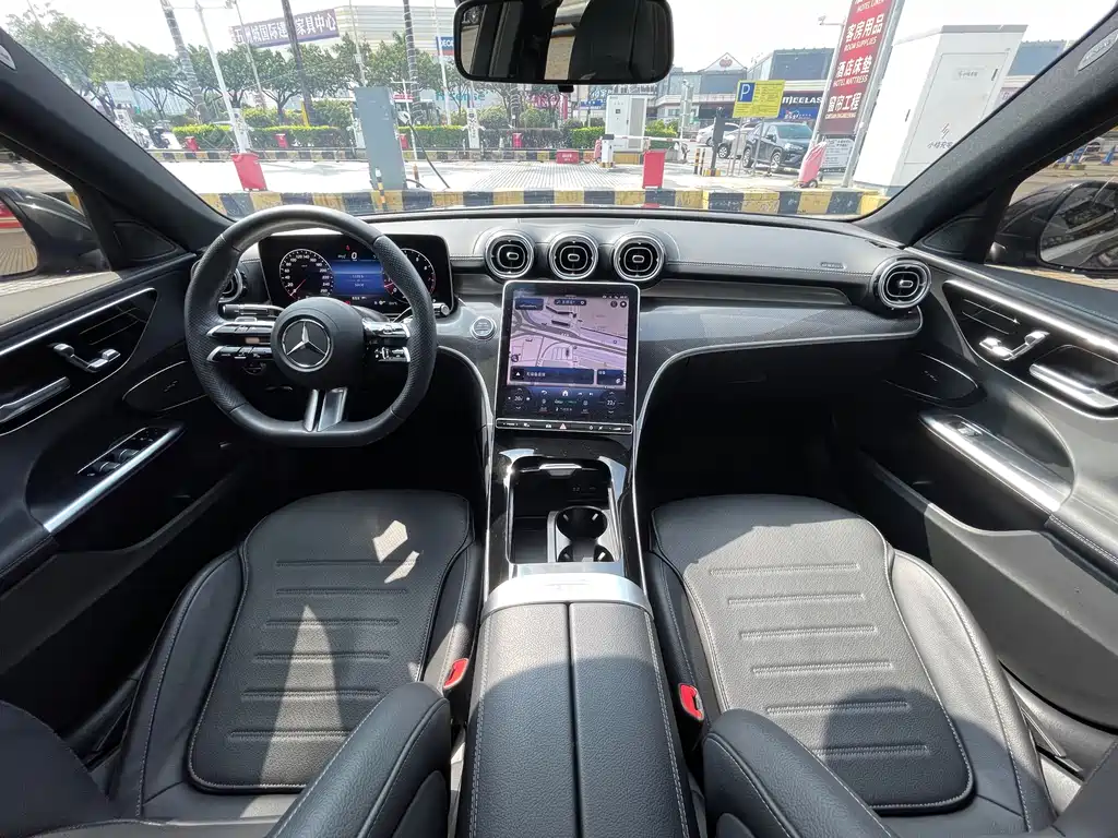 Mercedes-Benz C-Class 2023 — фото 15