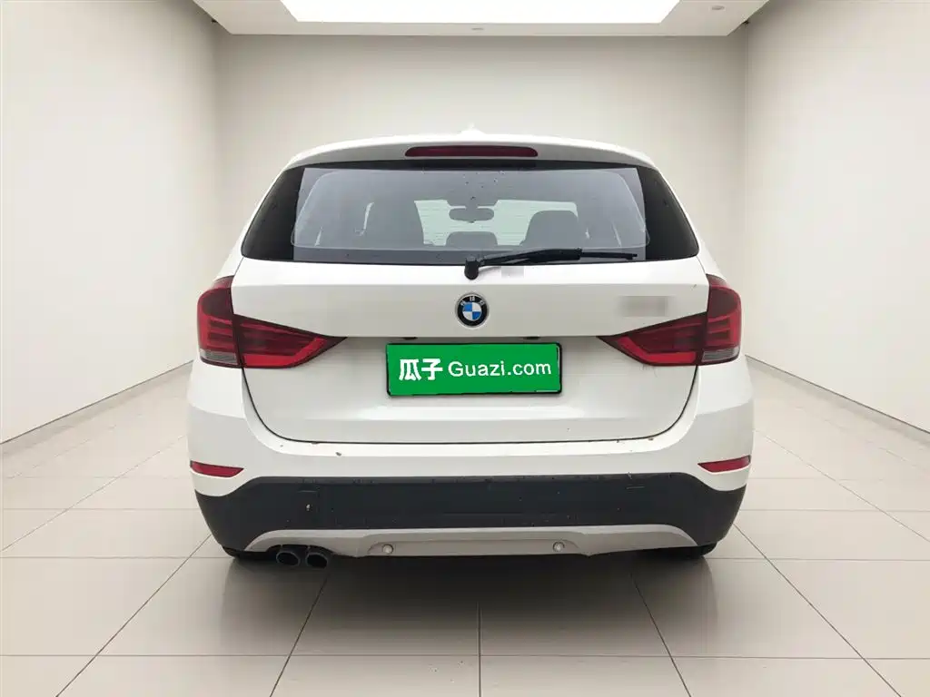 BMW X1 2015 — фото 10