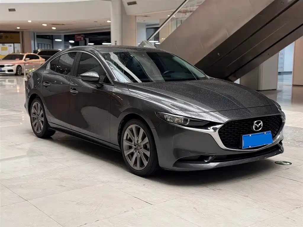 Mazda 3 Axela 2020 — фото 2